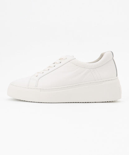 プラットフォームスニーカー