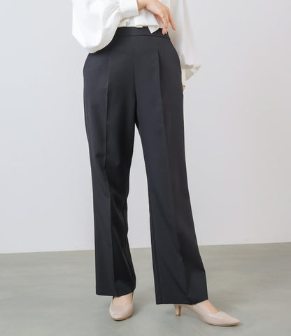 ストレッチストレートテーパードパンツ