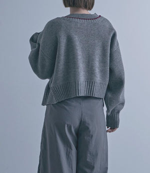 Vネックショートカーディガン