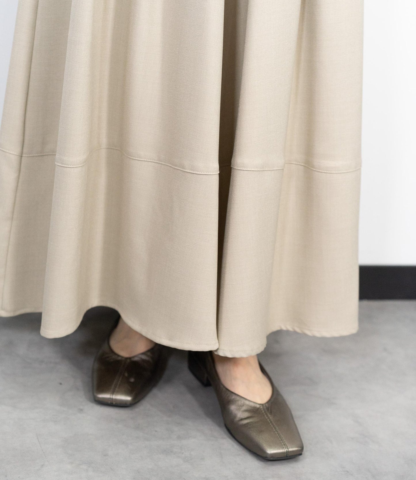 タックボリュームパンツ