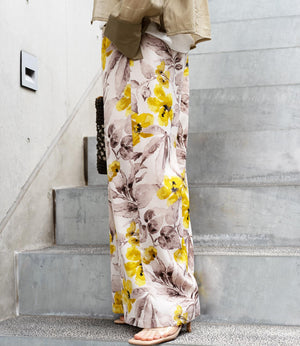 ボタニカルフラワーイージーパンツ