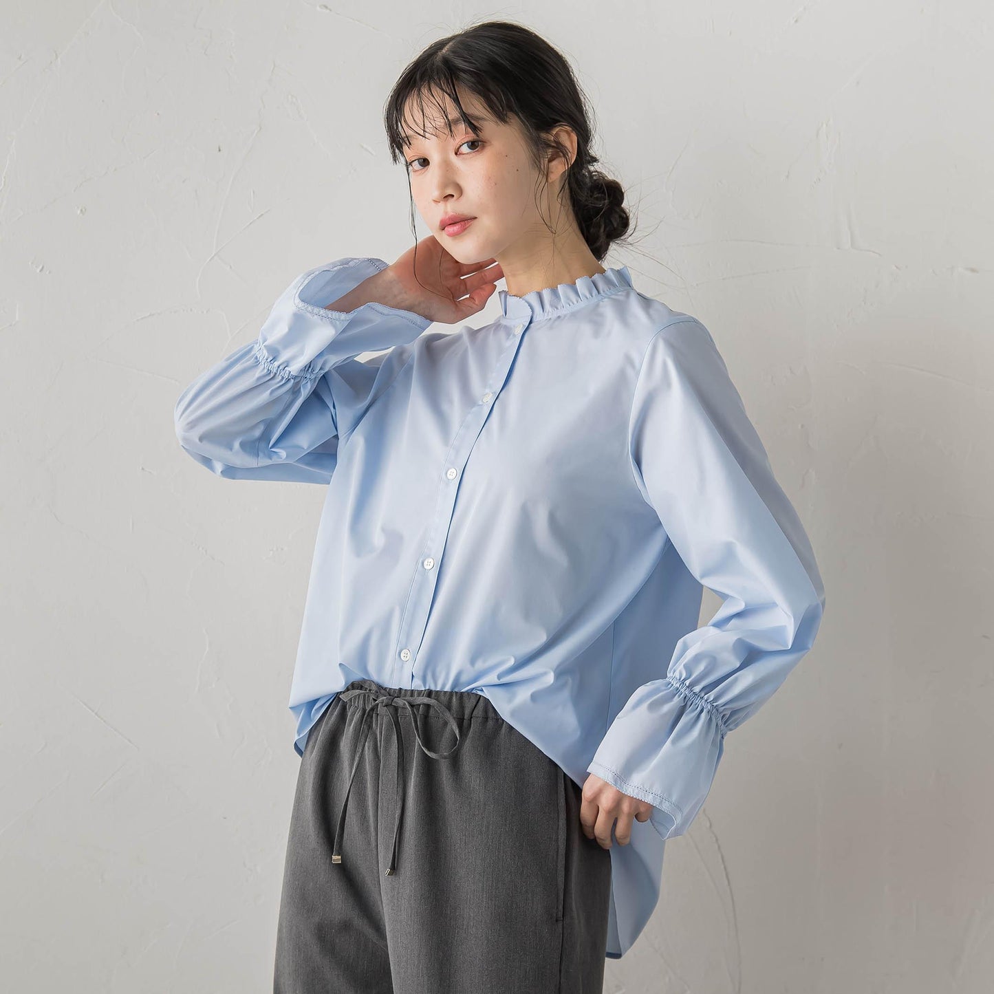 襟フリルブラウス≪洗濯機で洗える≫