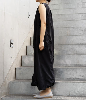 ハーフジップバルーンワンピース