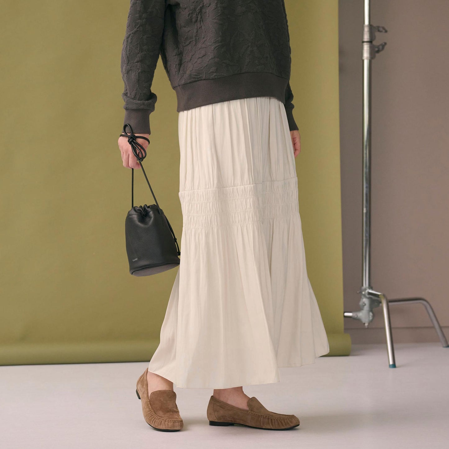 【WEB限定】シャーリング キリカエ フレアスカート