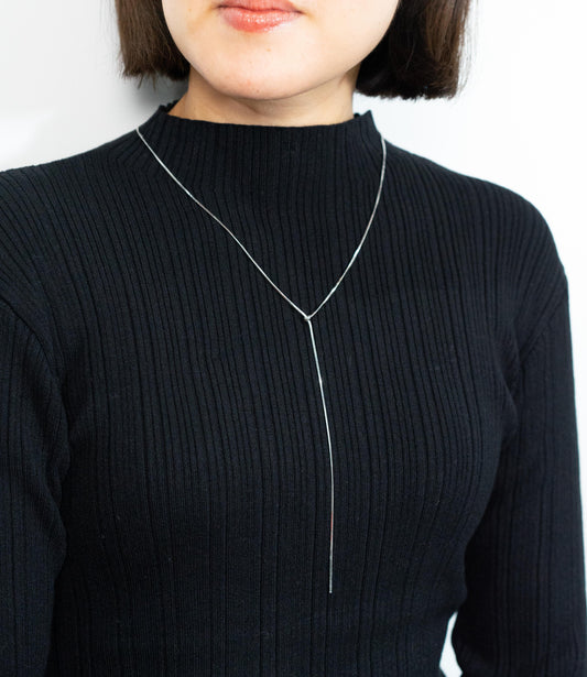 Yシェイプロングネックレス