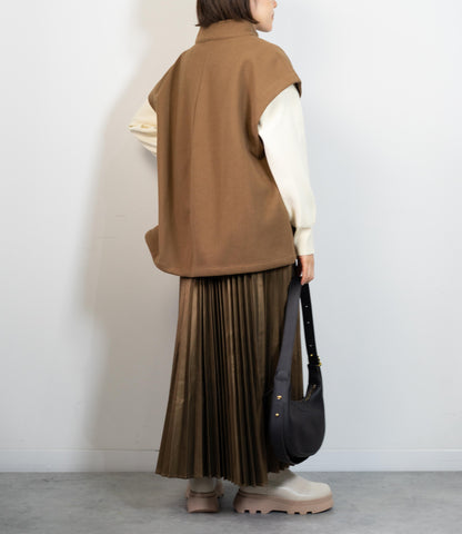 ウールライクハイネックベスト