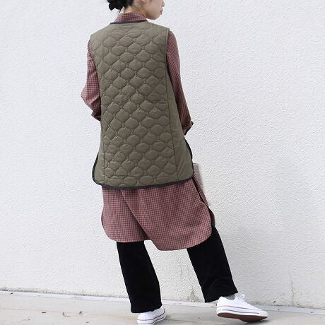 キルティングロングベスト
