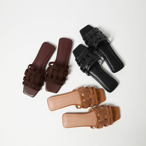 イントレフラット サンダル