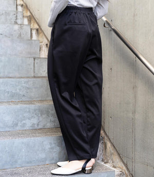 ライトポンチワイドテーパードパンツ