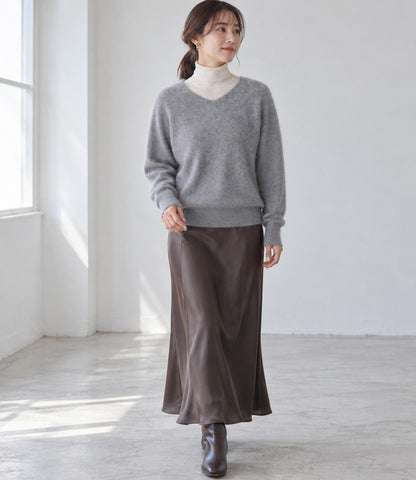 ウールカシミアホールガーメントVネックニット