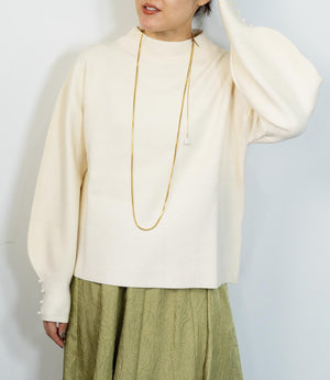 袖パールふわり袖ニット