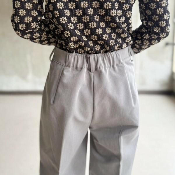 美シルエットストレートパンツ