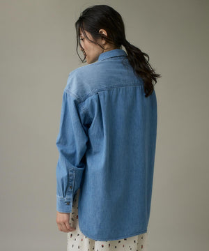 オーバーサイズデニムシャツ