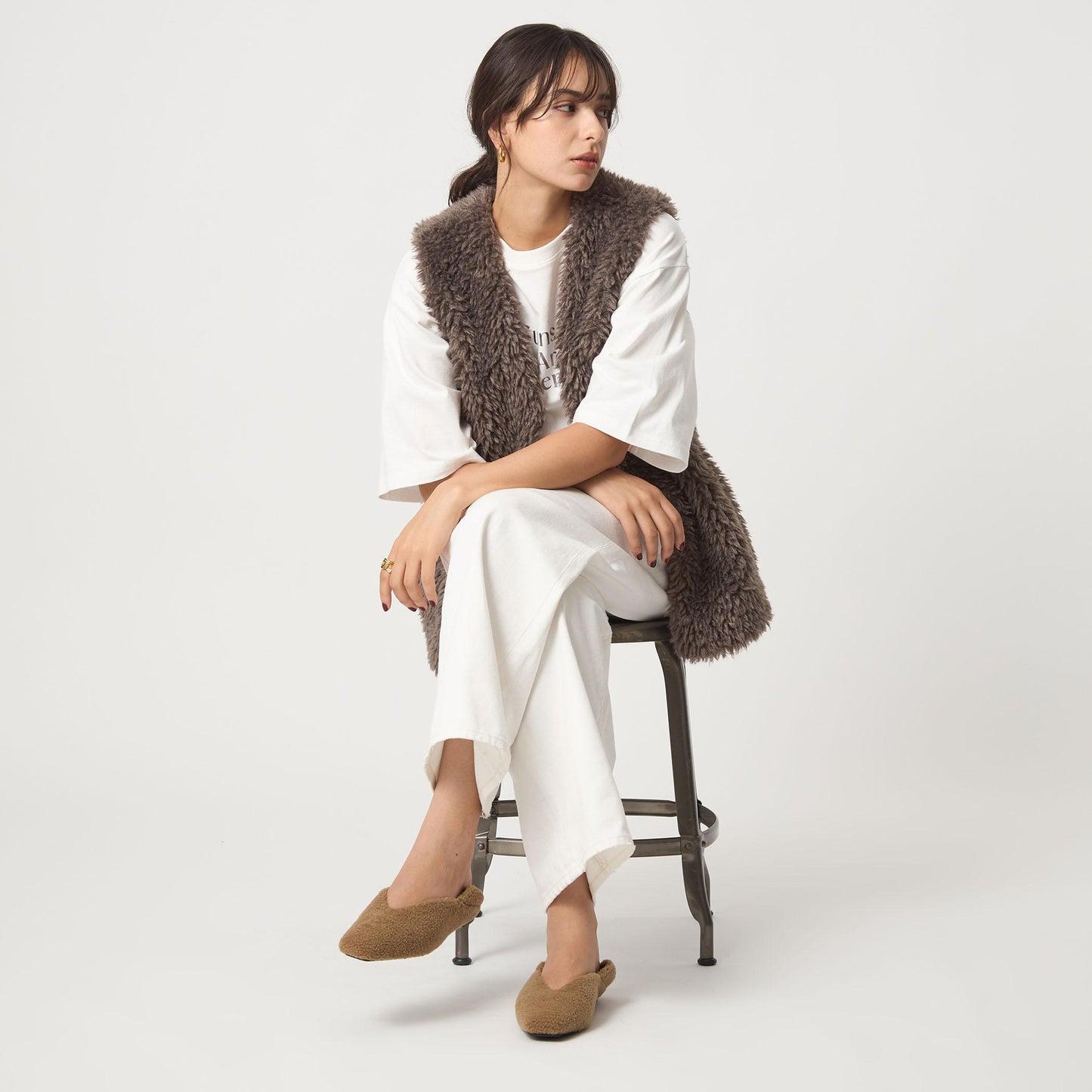 スクエア 2WAY フラットシューズ（ベージュ）