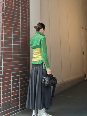 ホルターネックニット