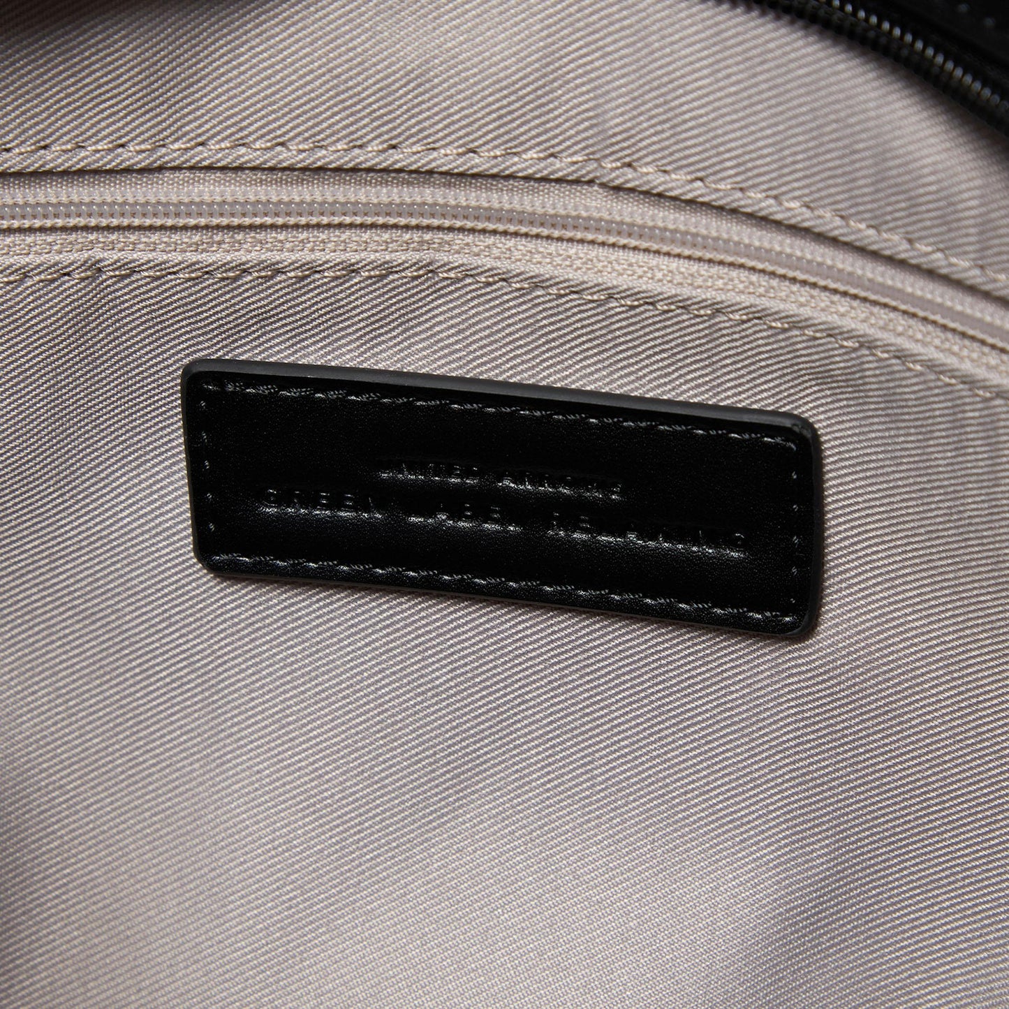 【WEB限定】2WAYタッセルハンドル A4 トートバッグ / ショルダーバッグ