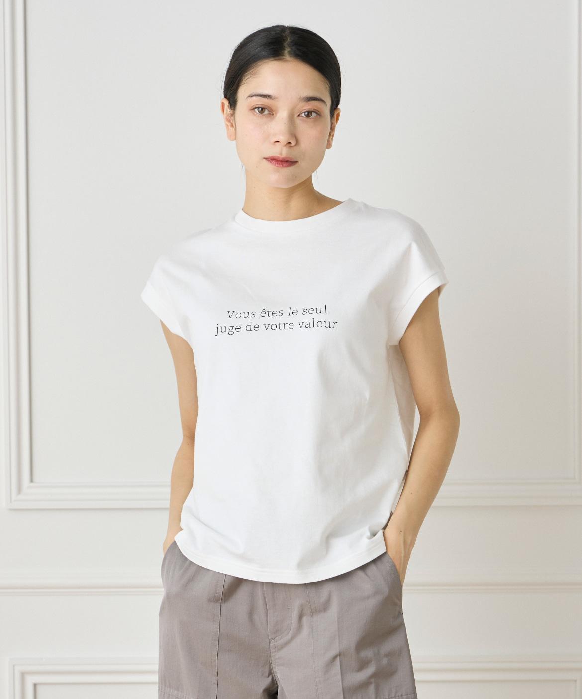 ロゴTシャツ