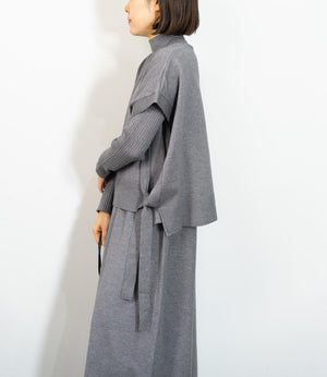 Vネックベストスリムワンピースアンサンブル