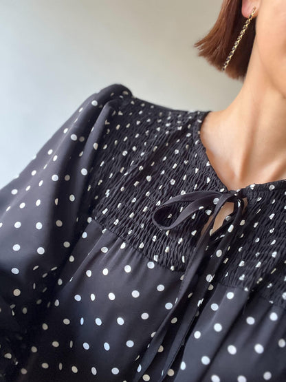 ドットスモッキングワンピース