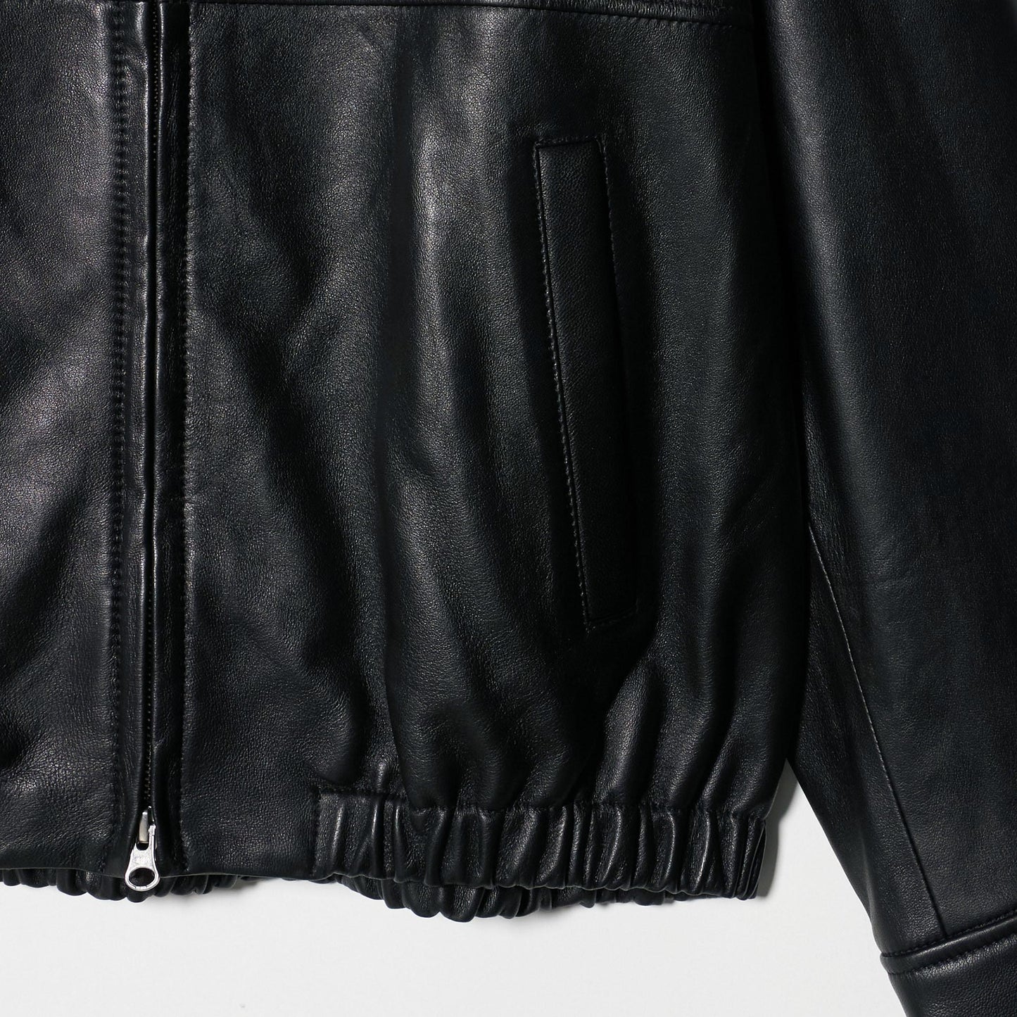 シープレザー ノーカラージップブルゾン