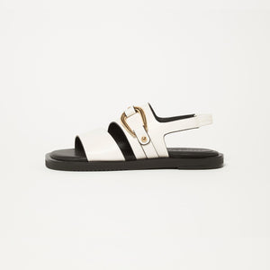 オーバルバックル サンダル15↑