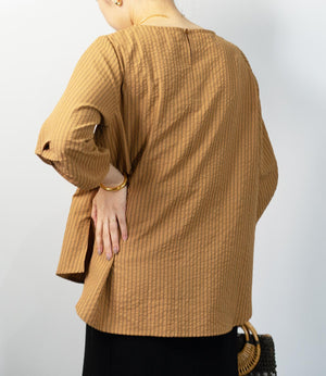 サッカーストライプブラウス