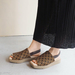 ソフトレザーカバーサンダル