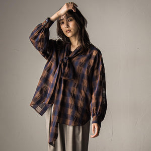 シアーオンブレチェックボウタイブラウス≪手洗い可能≫