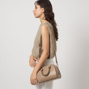 2WAY ドロップ フォルム バッグ / ショルダーバッグ