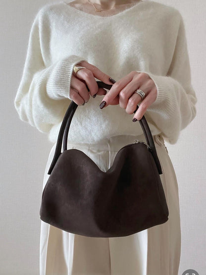 人気ディレクターmeg1006tの限定コーデセット！モヘアライクニットとタックワイドパンツセット