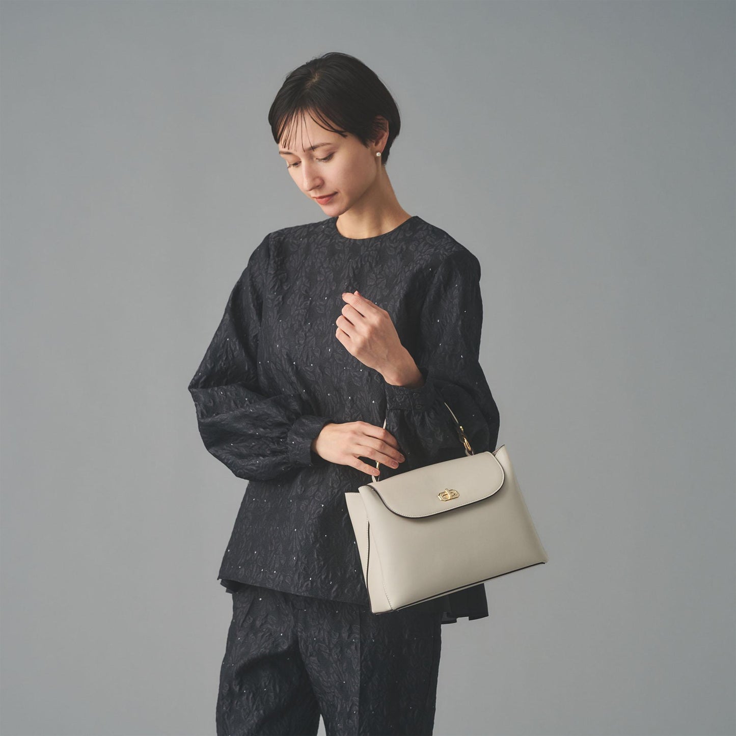 ダブルフェイス ワンハンドル バッグ