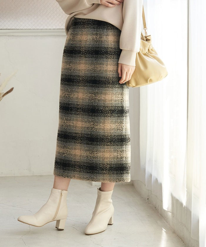 チェックスカート