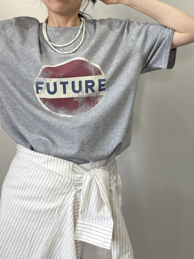 ヴィンテージライクFUTUREロゴT