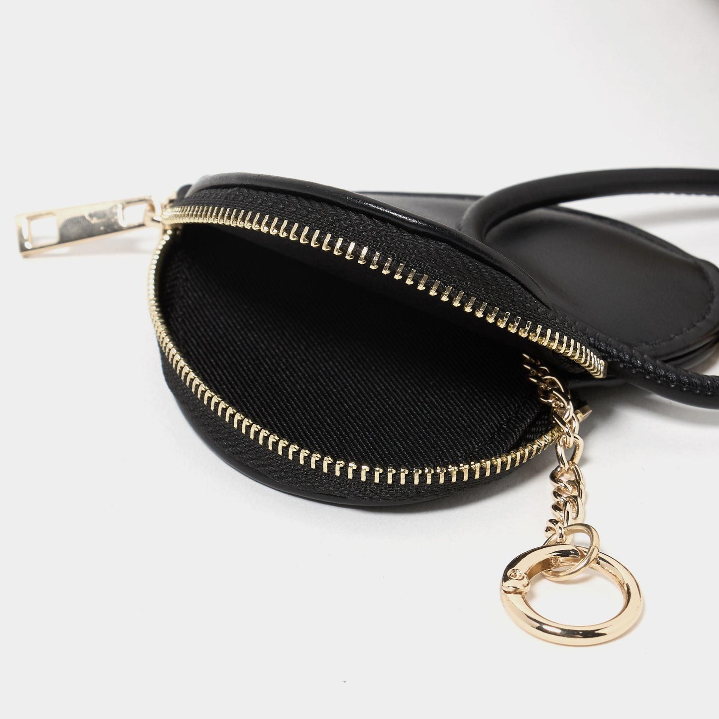 ファーショルダーバッグ ハートチャーム付き