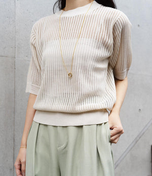 透かし柄編み5分袖ニット