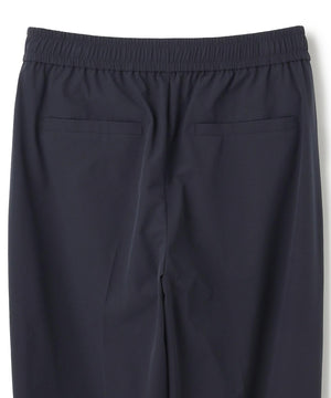 FINE MOVE テーパードパンツ