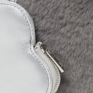 ファーショルダーバッグ ハートチャーム付き