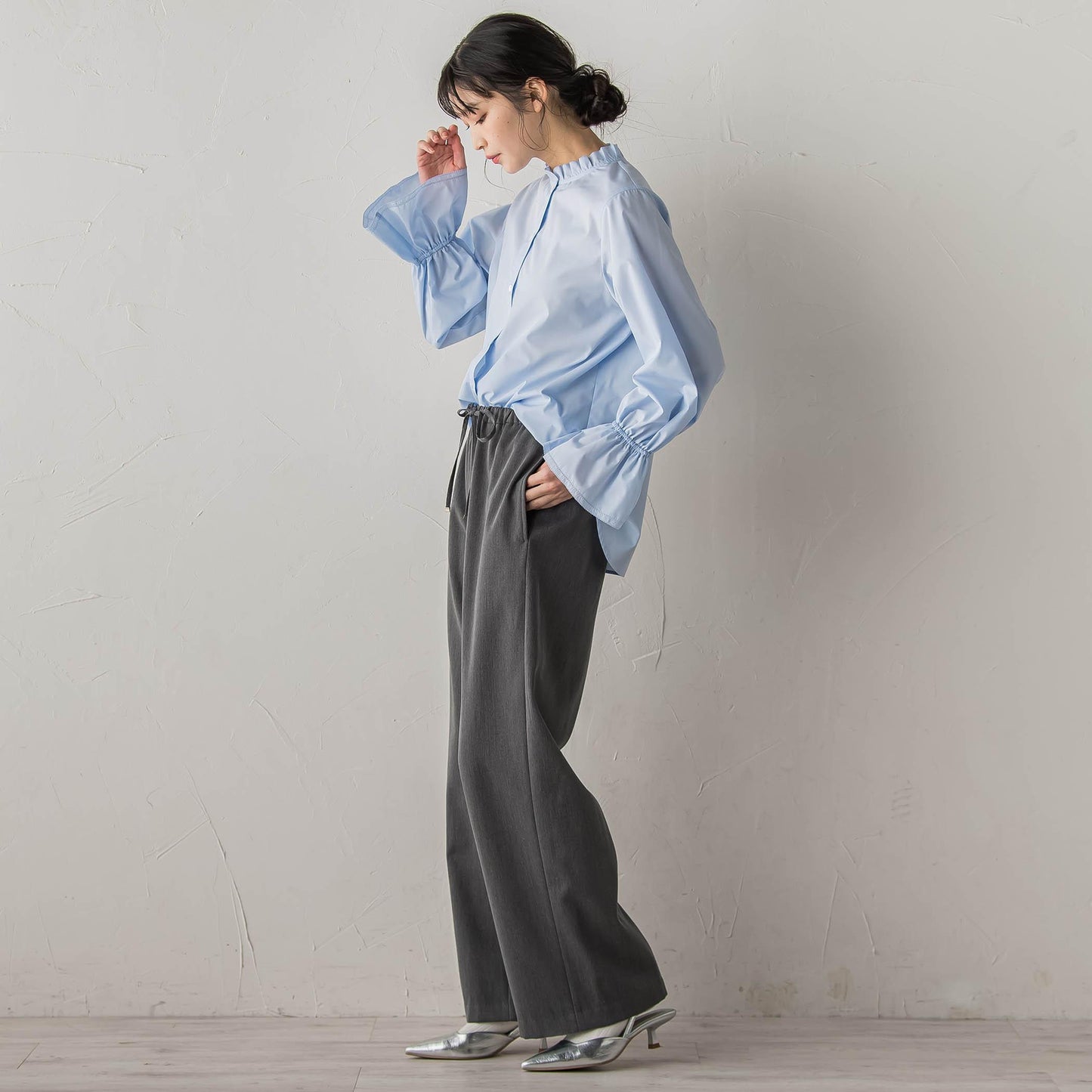 襟フリルブラウス≪洗濯機で洗える≫