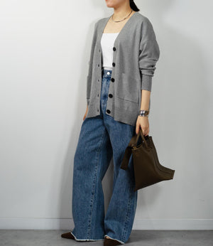 スムース編みルーズニットカーディガン