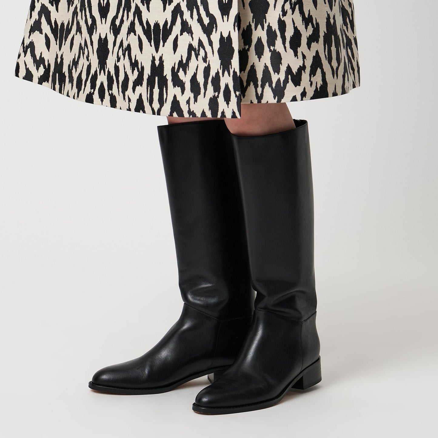 バックジップ ロングブーツ