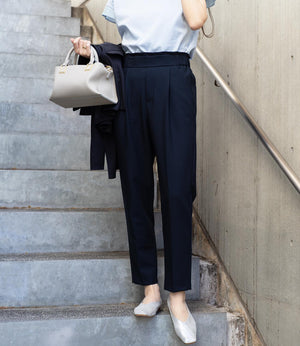 ウエストフリルストレッチテーパードパンツ