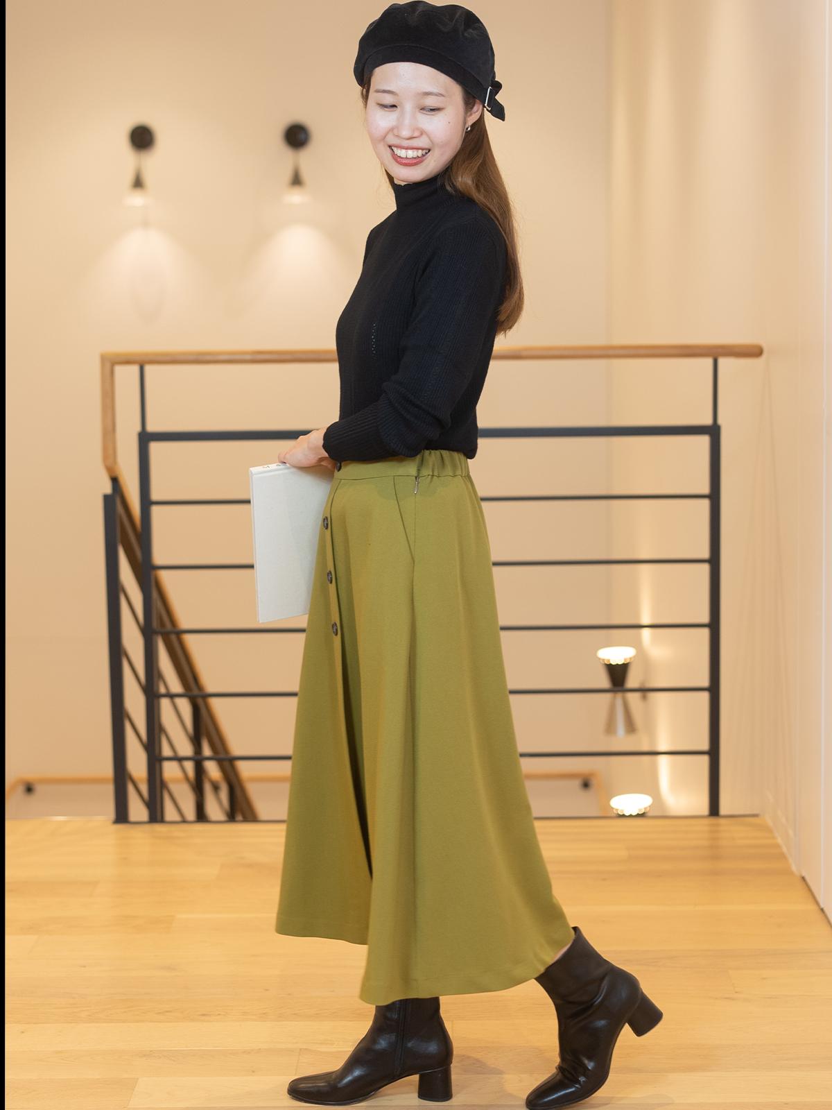 透かし柄ハイネックニット