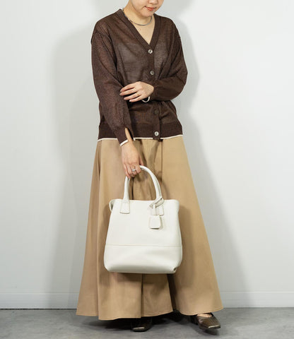 タックツイルフレアスカート