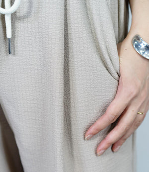 ドロストイージーパンツ