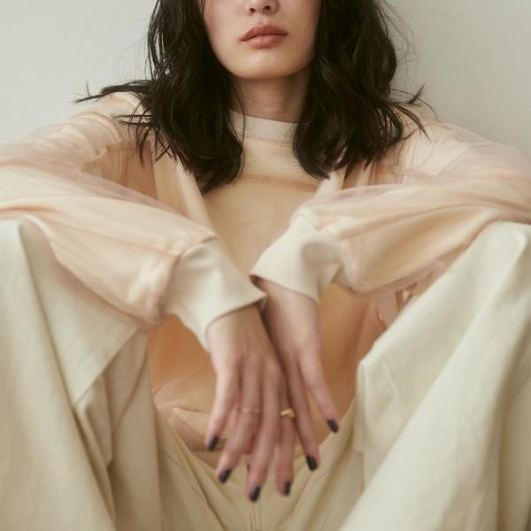 チュールレイヤードカットソー