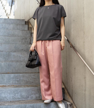 コクーンシルエットボートネックカットソー