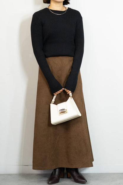 コンフォータブルスリムニット