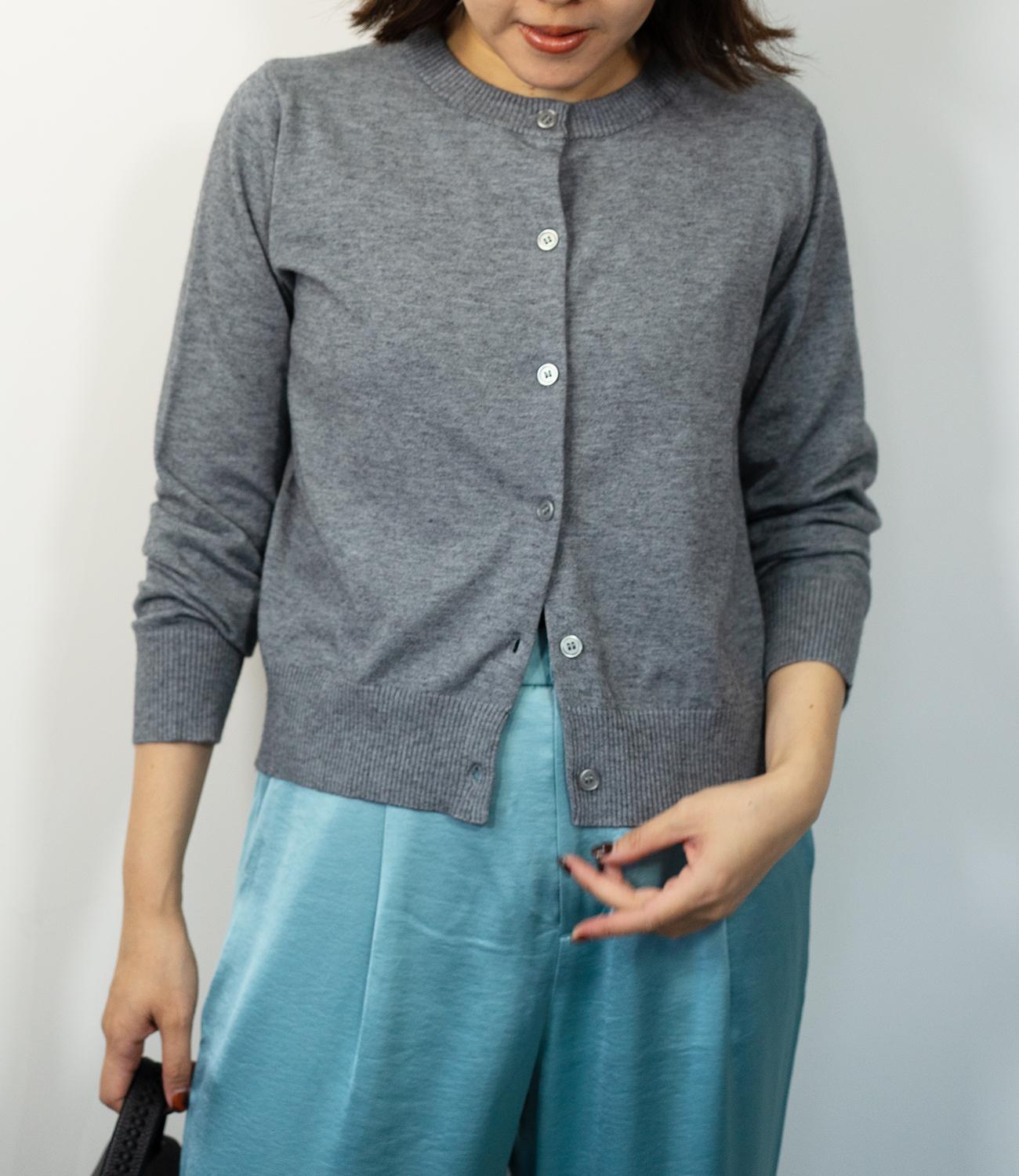 ふんわりタッチクルーネックカーディガン