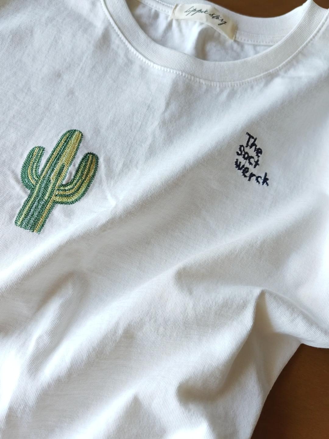 刺繍サボテンTシャツ