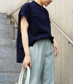 きれいめフラップサファリブラウス